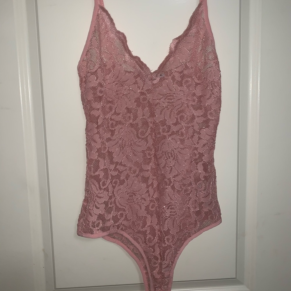Fashion Nova pink sparkly bodysuit (S)